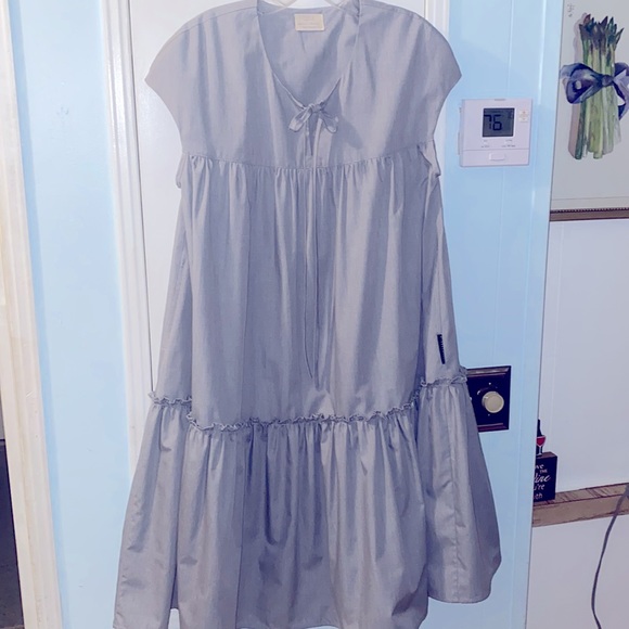 OZ02?Diana Vapsve designer size medium large dress color gray ruffles - Picture 2 of 8